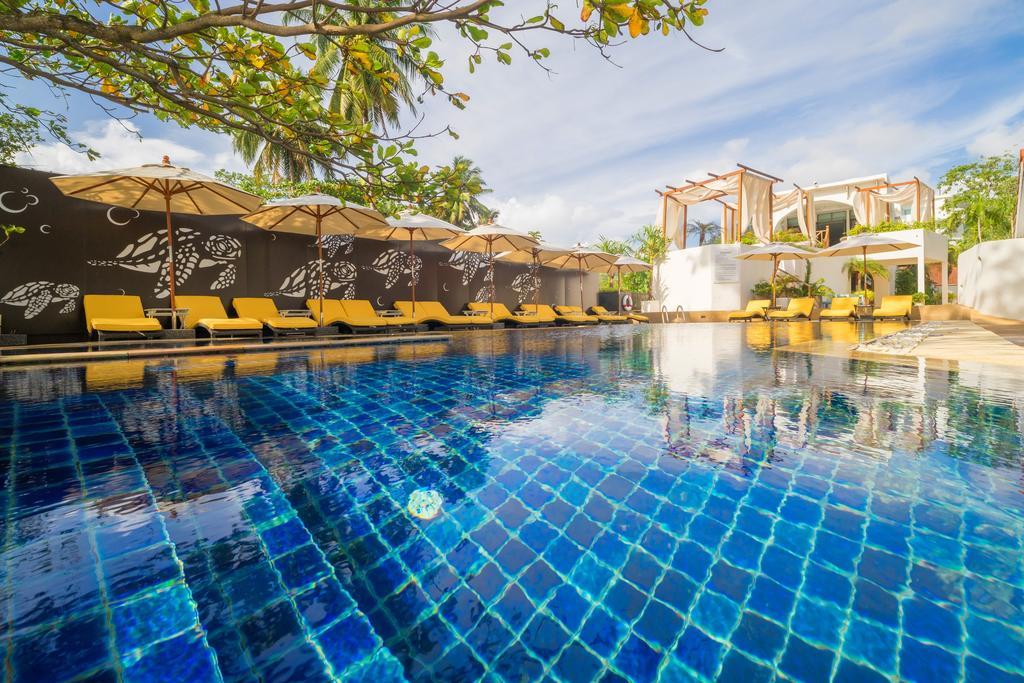 Ocean Breeze Resort Khaolak Khao Lak Exterior photo