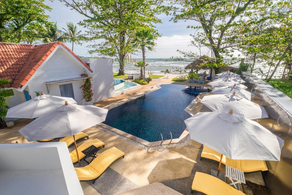Ocean Breeze Resort Khaolak Khao Lak Exterior photo