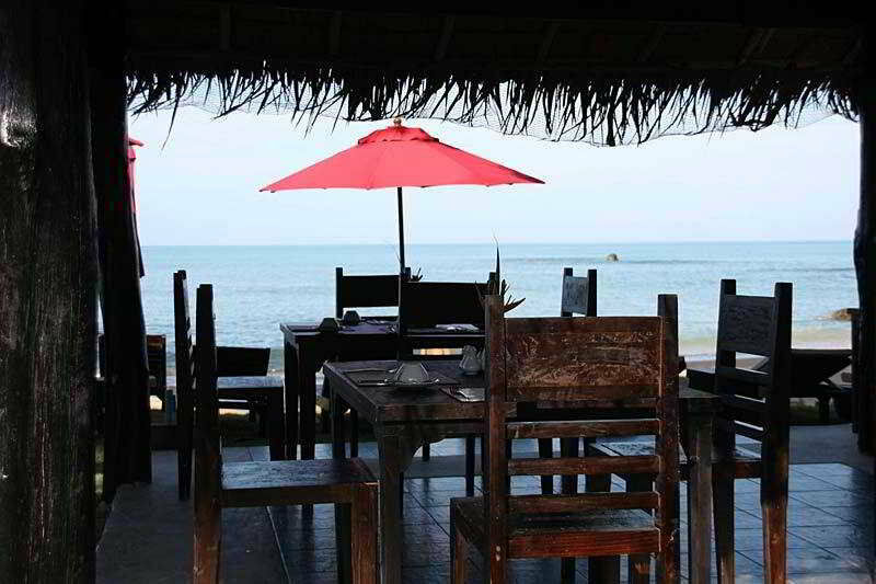 Ocean Breeze Resort Khaolak Khao Lak Exterior photo